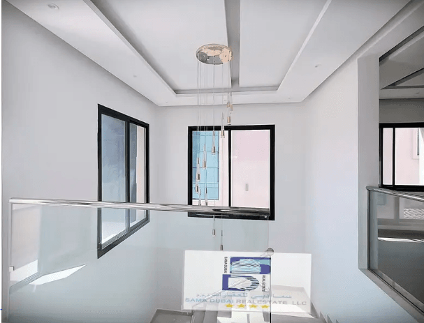 Just 5 minutes from Sheikh Mohammed Bin Zayed Road. Financing solutions, bank installments and financing for a period of up to 25 years
The second piece of the main street directly, a large area, a di...