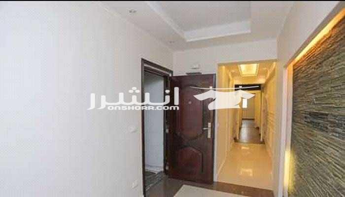 شقة للبيع فى الاسكندرية (مصر) بمنطقة (السرايا) خطوات من البحر 2غرفة+ريسبشن به جميع الغرف فيو مفتوح ومرخصة بالدور ال5 والعمارة 10 ادوار (مبانى التسعينات)واسانسير و جميع العدادات (مياه وكهرباء وغاز)...