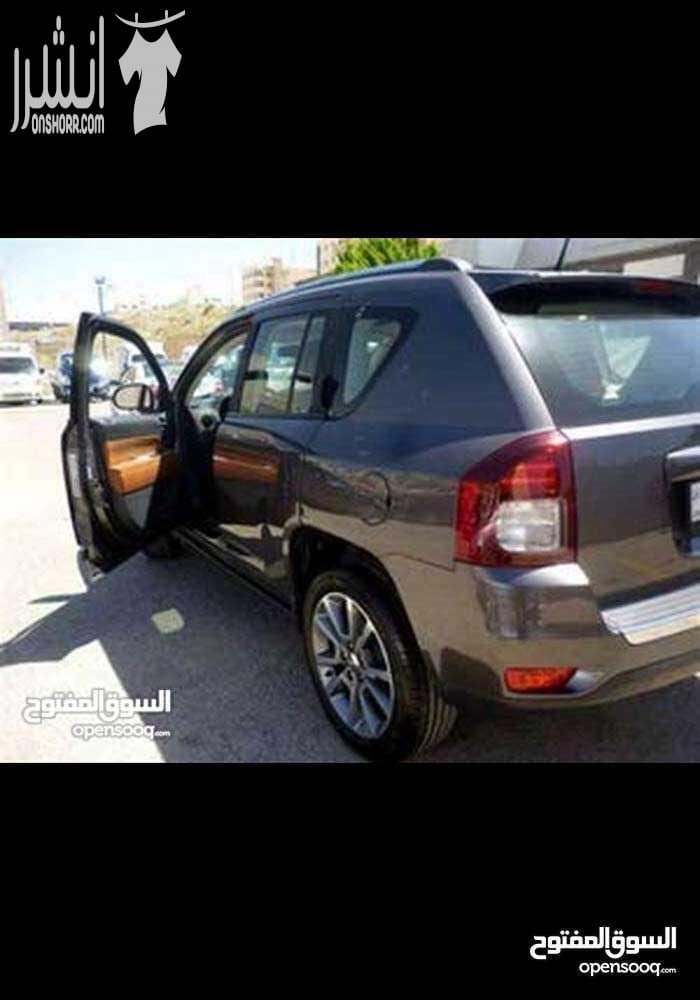 بدااعي السفررر جيب كومباس 2016 ، لون فيراني ، كامل الاضافات ، دفع رباعي (4w) ، فتحه وكاميرا وكراسي جلد مدفيه ، السياره جديده وبحالة الوكالة تماما ، شراء 1/4/2017 ، مع كفالة 5 سنوات ، limited edition...