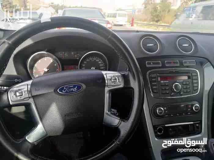 فورد مونديو - ماتور 2.3 duratec .. عدد الاحصنه 165 و 208 نيوتن مع موود ECO معدل صرف بنزين ممتاز مقارنه بحجم الماتور - جير توب ترونك .. 6 غيار مع موود سبورت - كشافات day light مع التحكم في درجه ال...