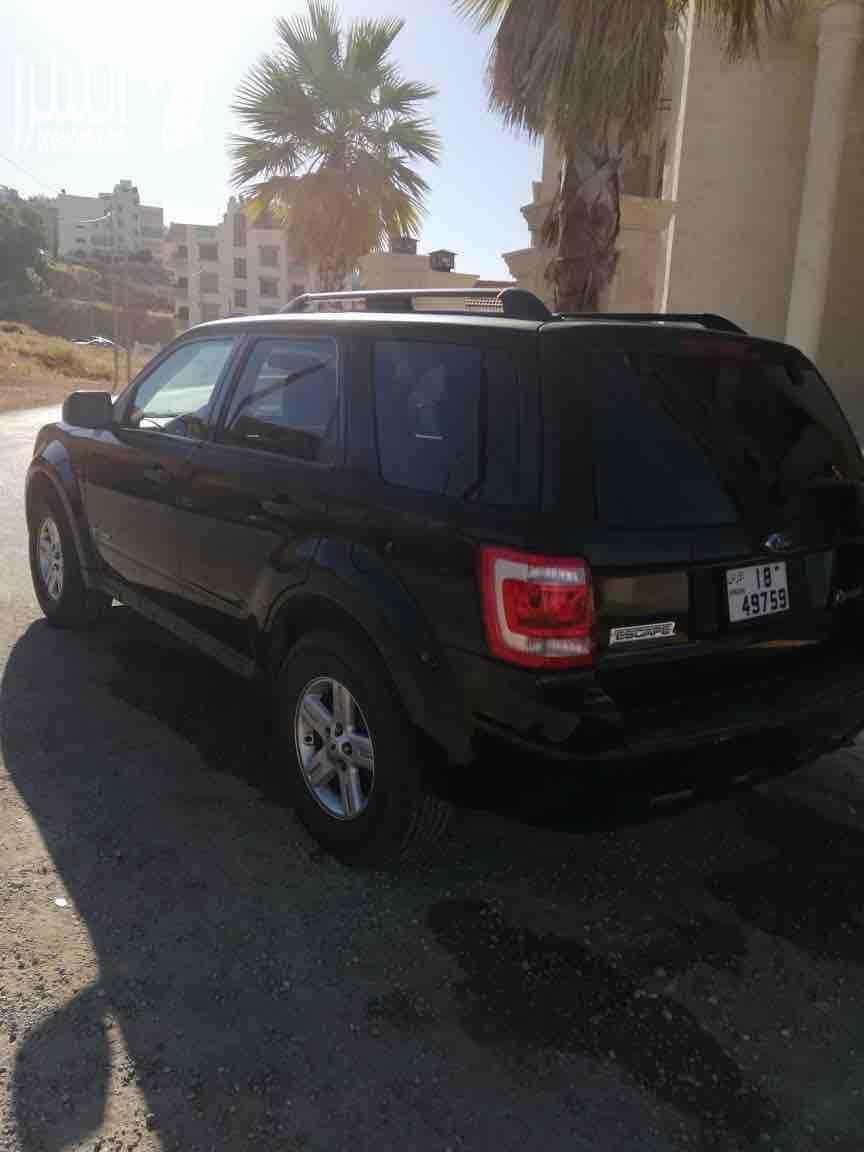 فورد سكيب 2009 هايبرد 2x4 الفحص 3 جيد 1 ضربة هوك خلفي شمال كارفاكس سالفيتج مالك واحد لا يعمل تكسي و لا سياحي ولا حكومي و خالي من الغرق ماتور 2500 سي سي 60 % هايبرد ناجح البطارية ممتازة عزم ممتاز و اق...
