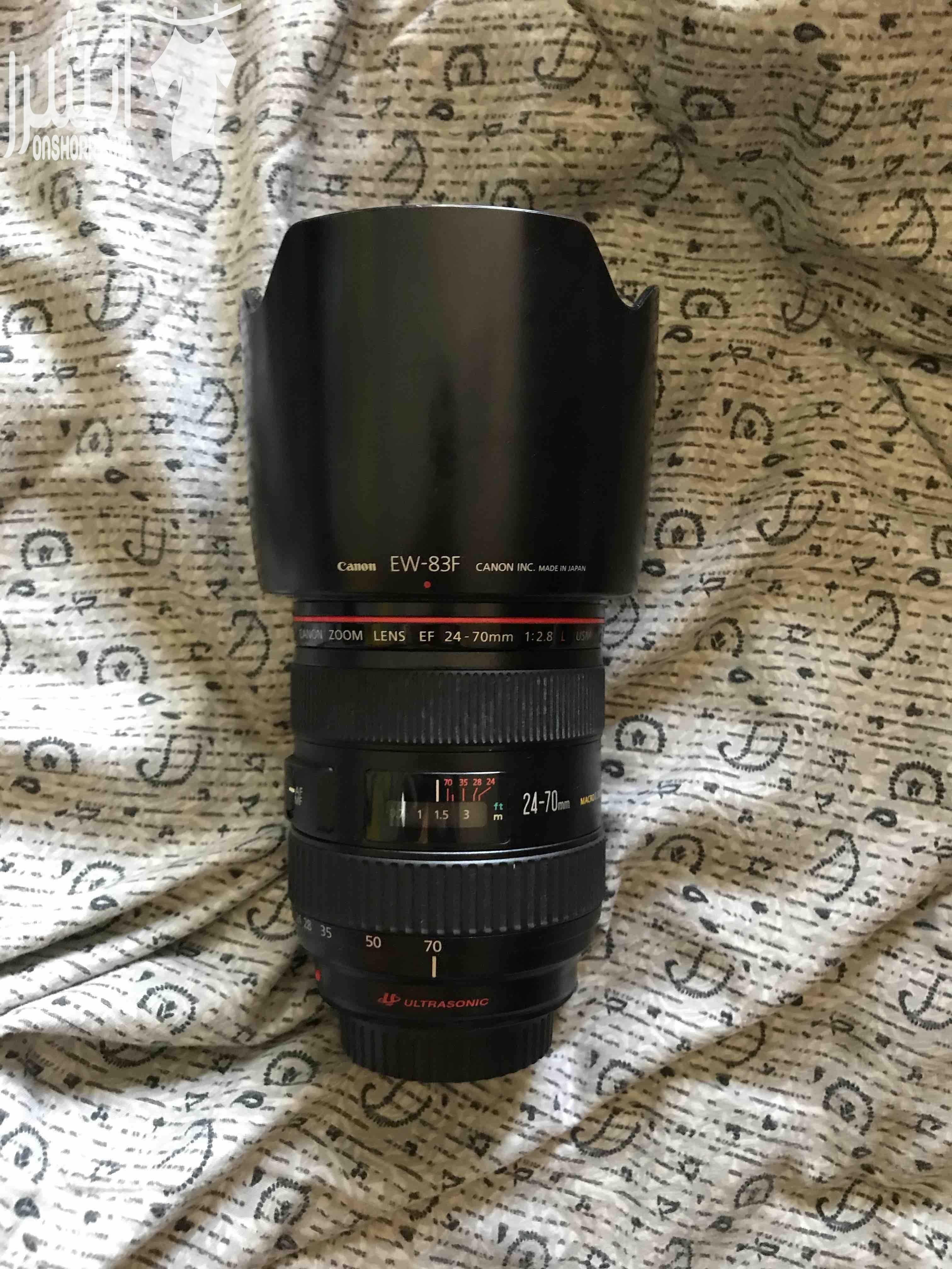 كاميرا canon 5Dmark2 بيجي معها ، باكج كامل عدسة 24 - 70 red line اصدار اول عدسة 50mm 1.8 stm جديدة مش مستعملة فلاش الكاميرا الاصلي . Battery grip اصلي Wireless flash عدد 3 فلتر للعدسة الشاحن...