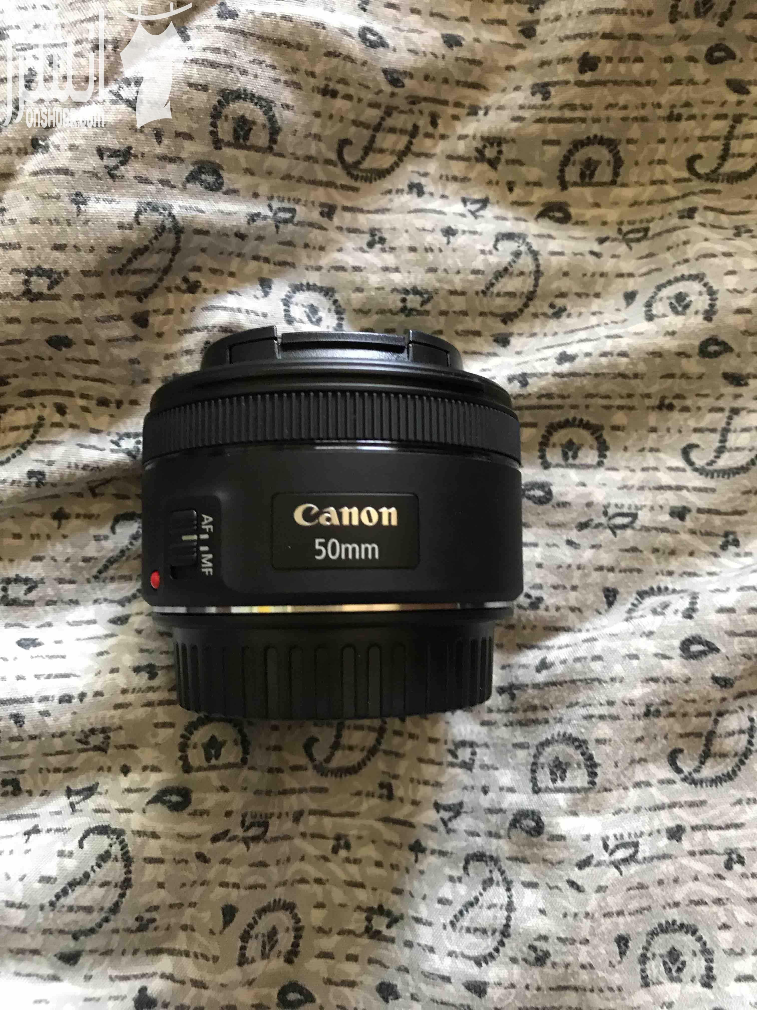 كاميرا canon 5Dmark2 بيجي معها ، باكج كامل عدسة 24 - 70 red line اصدار اول عدسة 50mm 1.8 stm جديدة مش مستعملة فلاش الكاميرا الاصلي . Battery grip اصلي Wireless flash عدد 3 فلتر للعدسة الشاحن...