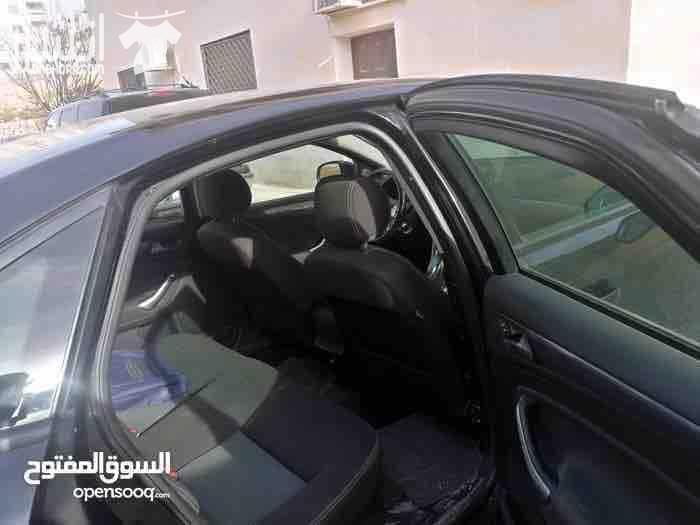 فورد مونديو - ماتور 2.3 duratec .. عدد الاحصنه 165 و 208 نيوتن مع موود ECO معدل صرف بنزين ممتاز مقارنه بحجم الماتور - جير توب ترونك .. 6 غيار مع موود سبورت - كشافات day light مع التحكم في درجه ال...