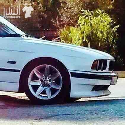 520 1995 2000cc جير عادي بككس ريسينج جنط ١٧ اصلي كوشوك نظيف غرفه جلد اسود مكيف شغال زحاج ٤ كهربا سنتر لوك حهاز انذار اضويه اساور ترخيص شهر ١٢/٢٠١٨ لون ابيض الفحص : لا يوجد مضروب ومصلح انما مضروب الرا...