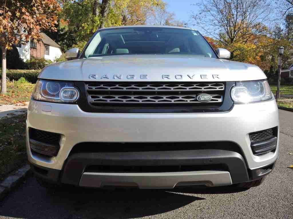 To whom it may concern, I am advertising my 2015 Range Rover Sport HSE for sale, the car is in perfect condition and it runs on low mileage, contact me for more information regarding the sales of the...