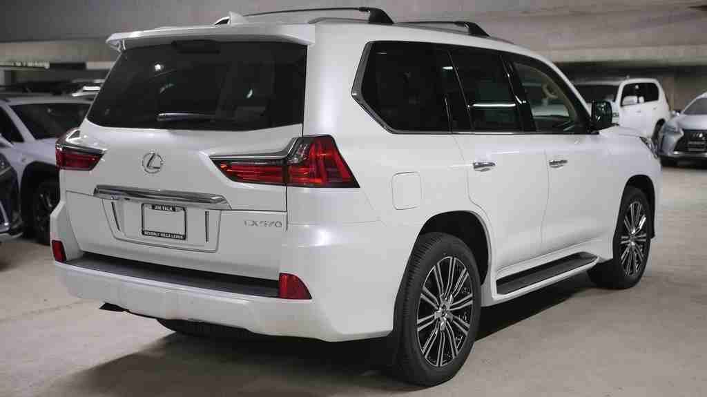 Lexus LX 5702020 model
4wd SUV w/ 3rd Row & Luxury Full option Petrol . 8 CYLINDERS
whatsapp +13524406723