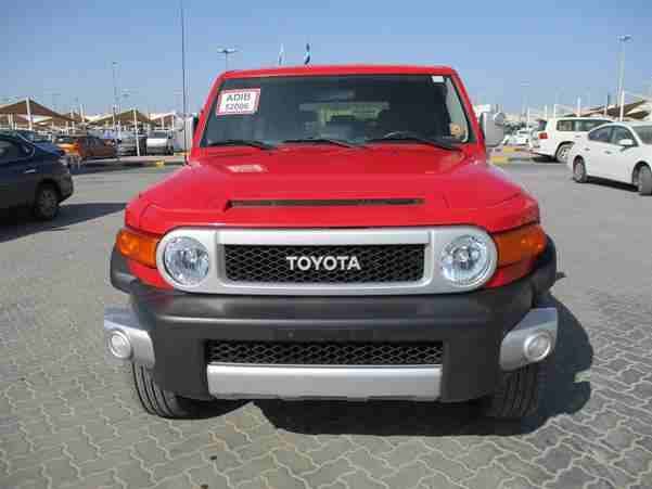 2015 Toyota FJ Cruiser for sale, still very clean in and out. The car is in good and perfect condition, The car has perfect tires and it is GCC Specs. Interested buyer should email me for more details...