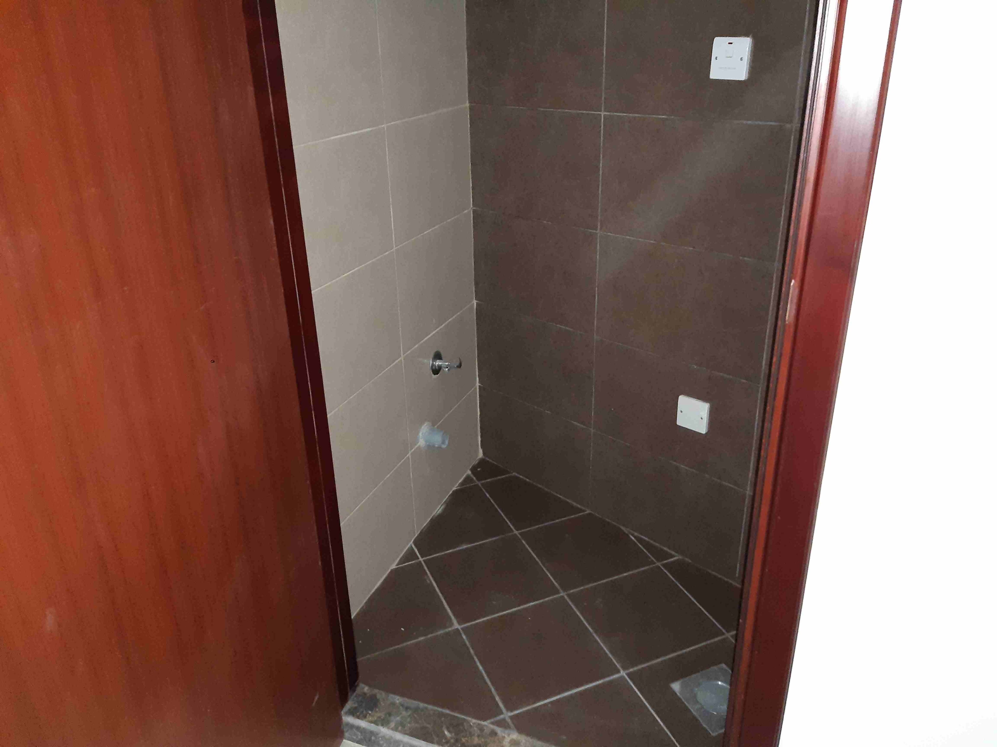 0507949422
تمتع باجمل اطلاله على كورنبش عجمان
شقق سكنيه فاخره كامله التشطيبات والتسليم فوري مع اول دفعه
تملك...