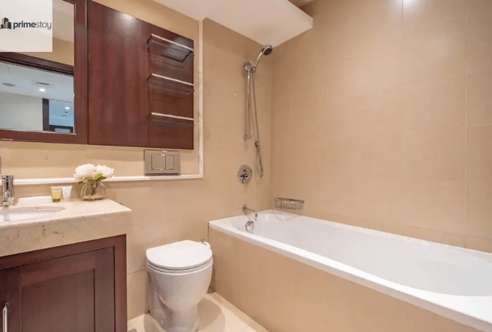Modern & Vibrant 1BR in The Views