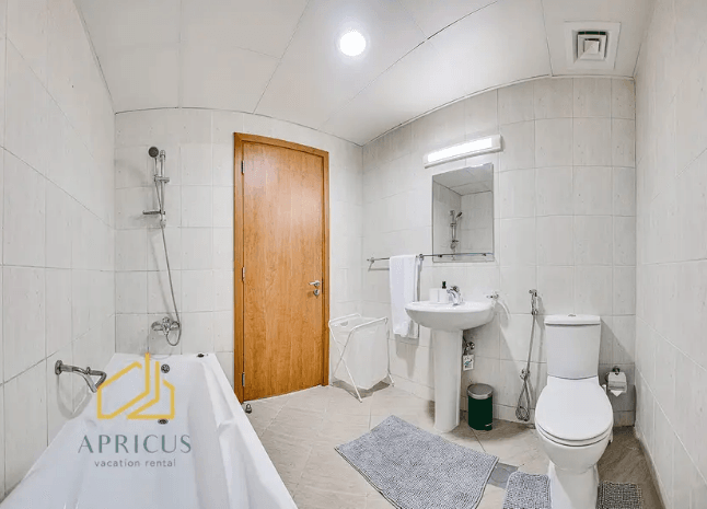 Huge Studio Apartment in JVC