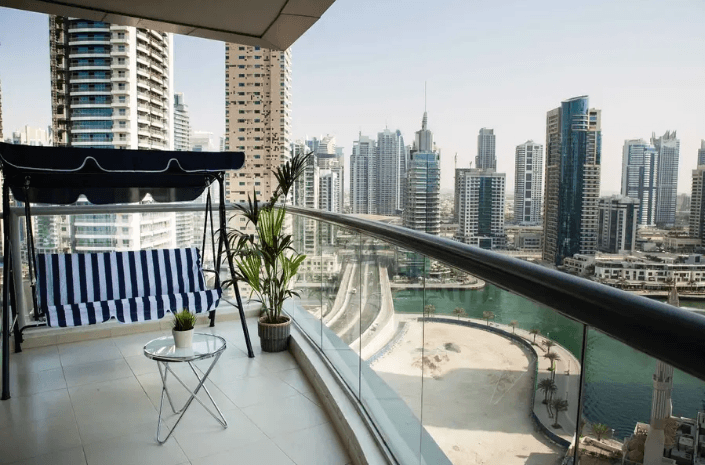 Stunning Views | Ideal Location | Free WiFi/AC