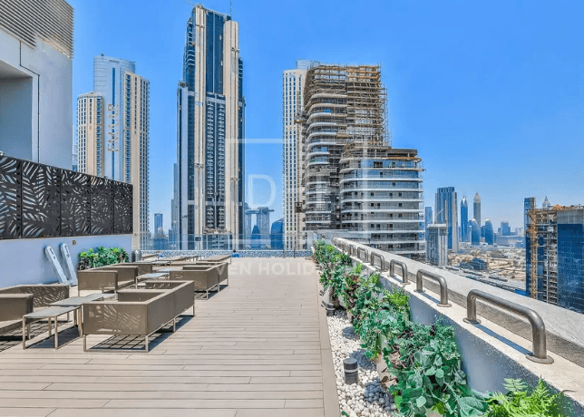 Reasonably Priced | Huge Apt | Downtown