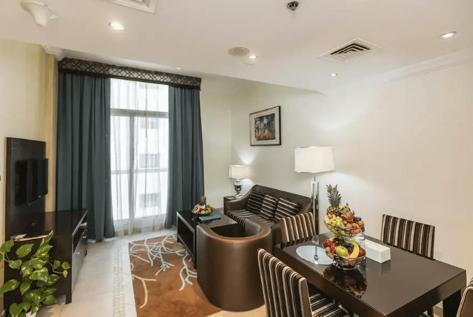 Spacious 1BHK! Inclusive Of All Bills! Close To MOE!Zero Commission! Free Cleaning