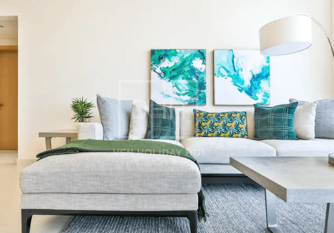 Reasonably Priced | Huge Apt | Downtown