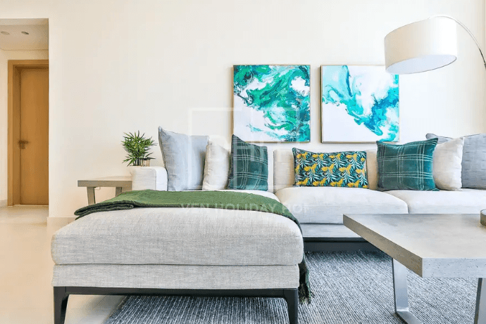 Reasonably Priced | Huge Apt | Downtown