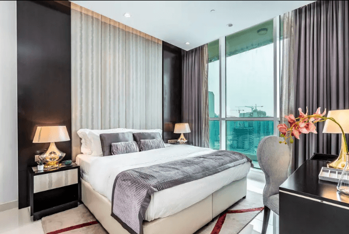 Breathtaking one Bedroom across Dubai Mall