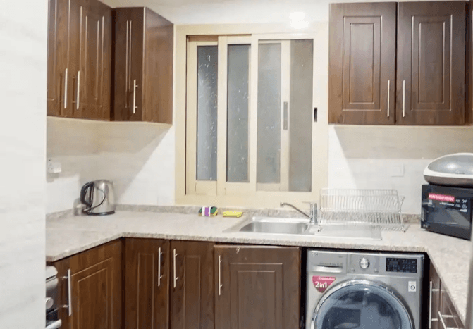 Furnished apartment for rent in Majestic Towers