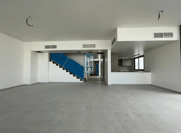 Splendid 4BR + Maid's room Villa in Sun Island ! Ready on Dec 2021
Splendid Modern Villa ! Excellent lifestyle experience, a residential project featuring a collection of premium residences wi...