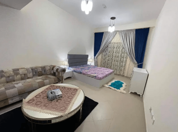 For monthly rent a studio with balcony, including bills, new furniture