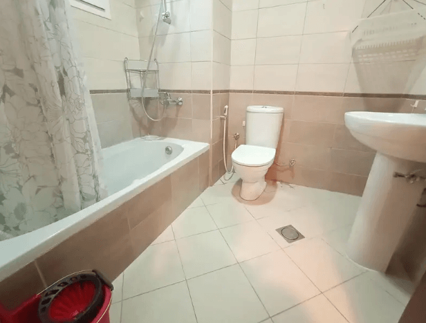 BEUTIFULL FULLY FURNISHED STUDIO WITH PRIVATE BALCONY OUTCLASS FINISHING NEW FURNITURE SEP,KITCHEN SEP, WASHROOM NEAR AL FURSAN