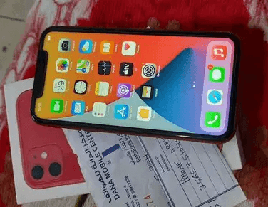 Iphone 11 128gb face id good
