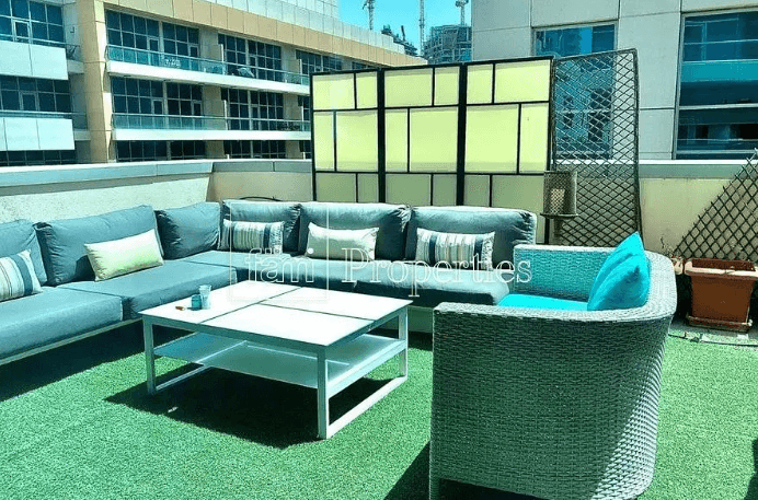 Spacious 1 Bedroom | Large Terrace | Unfurnished
fam Properties is pleased to offer this Spacious 1 Bedroom Apartment with Large Terrace area for Sale located in Bay Square .
Bay Square is a unique...