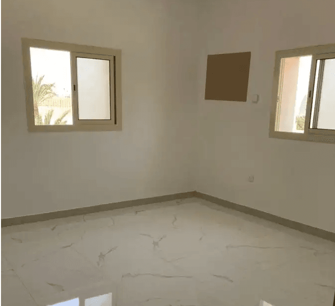 شقة للإيجار أبحر الشمالية حي الشراع
الشقة مكونة من مدخلين
و أربع غرف ‏+ صالة + 3 دورات مياه + مطبخ راكب + مستودع خارجي خاص + سطح مشترك مع الجار + تمديد غاز خارجي
مميزات الموقع قريب من جميع ال...