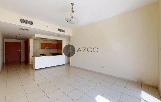 INVESTORS DEAL| POOL SIDE| RENT OR STAY| GRAB NOW
Azco Real Estate Brokers (LLC) is proud to offer you this astonishing and elegantly designed apartment located in the most sought-after residential c...