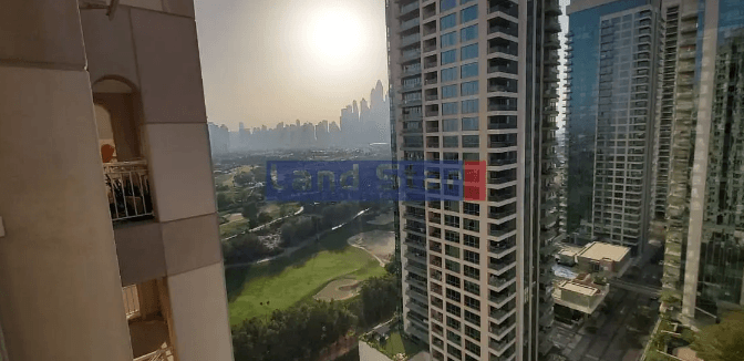 1 BED HIGHER FLOOR FULL CANAL VIEW
Land Star Real Eastate is very proud to offer this well presented unfurnished 1 bedroom apartment in the much sought after TANARO, The Views.
- 1 Bedrooms
- 1 Bat...