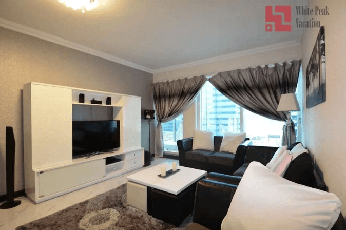 Elegant 2 BR Apartment | Jumeirah Lake Towers
https://whitepeak-dxb. com
Imagine coming home to this 2 Bedroom apartment at JLT!! Discover an eminent living in Dubai that puts you within steps of the...