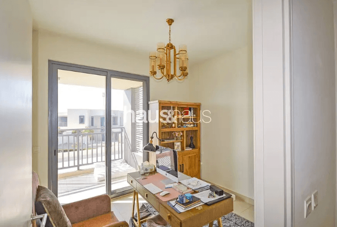 Garden Backing | Amazing View | Call Now
haus & haus is proud to offer this stunning five bedroom villa situated in the new and exclusive Dubai Hills Estate.
This property is situated in this s...