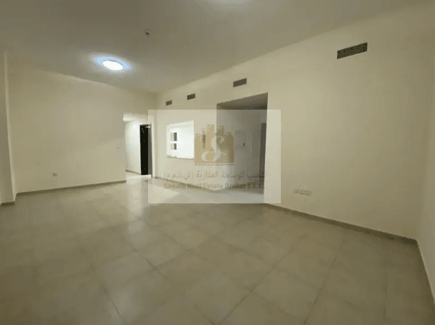 BUY AND LIVE IN - 3 BED IN AL THAMAM - REMRAAM
Shoaib Real Estate offers you this well presented Super Spacious Luxury 3 Bedroom located in Al Thamam Remraam.
3 Bedroom Apartment...
