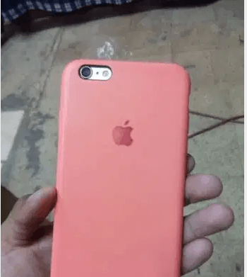 Iphone 6s
الموبايل في شرخ خفيف في الشاشة مش عايبها في حاجة وقاطع بصمة