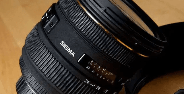 Sigma 24-70 f2.8 for canon
Like new. With hood.