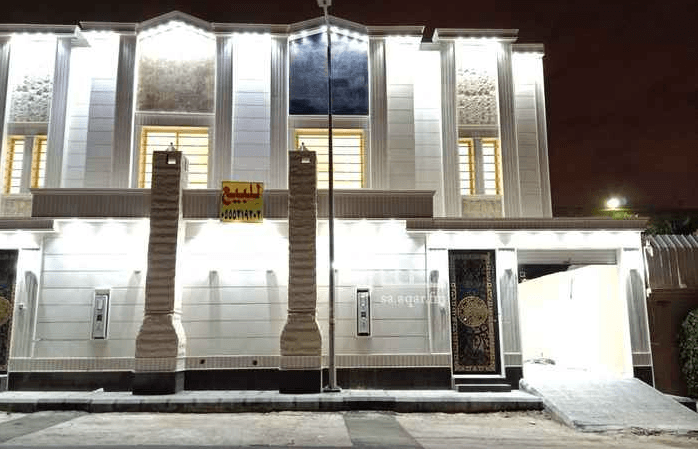 فيلا للبيع في حي طويق في الرياض