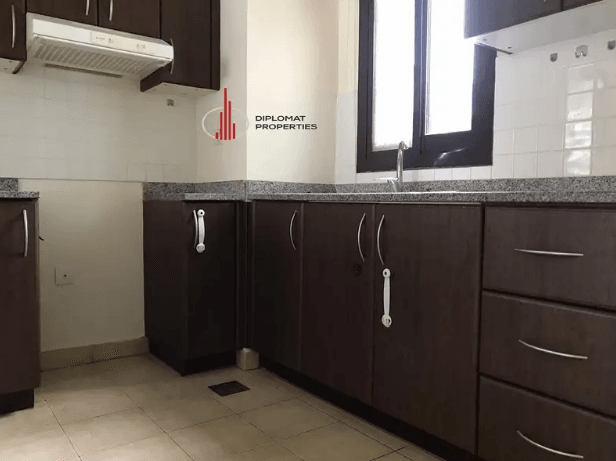 Corner Unit ! Peaceful n Bright 2 Bhk ! Store ! 02 Balconies
DIPLOMAT PROPERTIES is proud to offering you a very Delightful 2 Bedroom apartment along with Store room in High Amenities Building at La R...