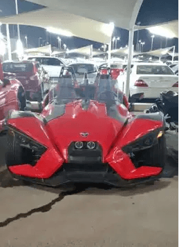 Polaris slingshot
Automatic
Model : 2016
45000 K.M