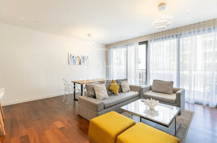 Cosy and Vibrant 2 Beds City Walk
Fully furnished 2 bedroom apartment in City Walk Building 12. Situated along the main boulevard this elegant property is furnished with modern interiors & wooden...