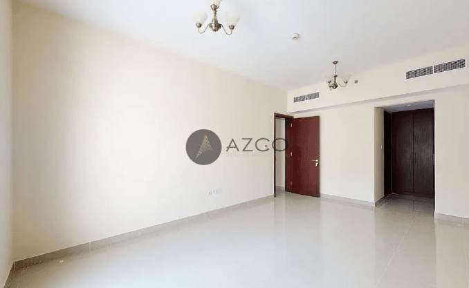 Must See | Must Own | Lifestyle You Want | Massive
AZCO REAL ESTATE BROKERS LLC is excited to bring you this "faithful to local modern design traditions", lateral apartments with a delightf...