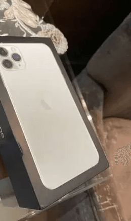 IPhone 11 Pro Max 256
IPhone 11 Pro Max 256 silver
