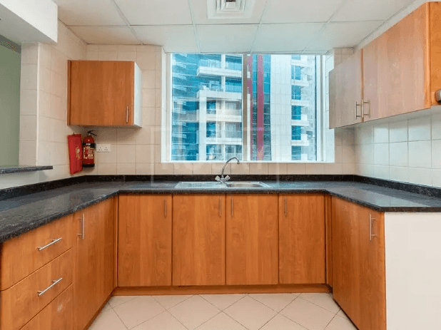 Exclusive | Road and Full Canal View | Sports City
Rocky Real Estate is offering this Exclusive well-maintained 1 bedroom apartment in Sports City
* Built-Up Size: 920 square feet
* Open Kitchen
* P...