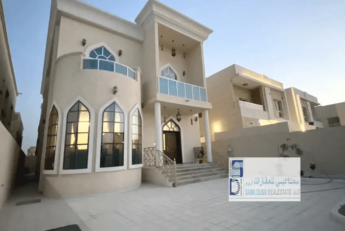 Villa for sale with electricity and water She is less than a year old In Ajman, Al Mowaihat 1 area An area of 5,000 feet
Villa for sale with electricity and water
She is less than a year old
In Ajma...