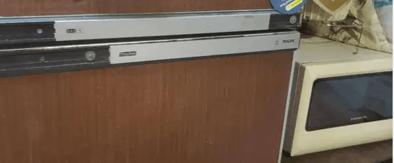 تلاجة بحاله جيده