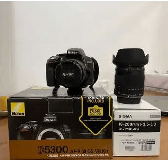 Nikon D5300 for Sale with Sigma 18 - 200mm lens