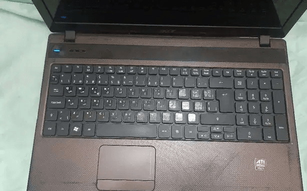 لاب توب ACER الرمات 4 الهارد 320 شاشه 16 بوصه بطاريه وشاحن