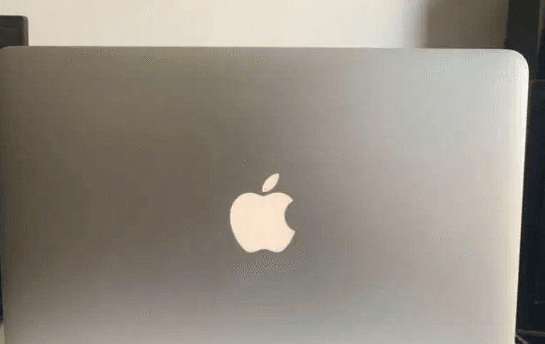 Macbook air 11 inch (mid 2012)