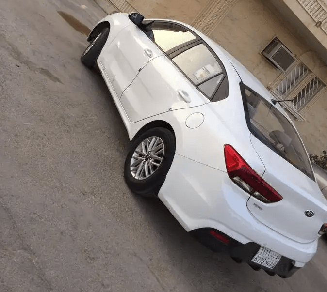 كيا ريو 2019 للتنازل