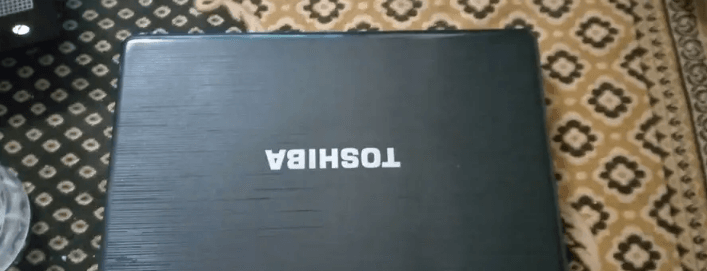 لابتوب توشيبا ويندوز 10 برو i7 RAM6
