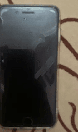 ايفون ٨بلس